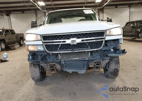 2007 Chevrolet Silverado 3500 Classic Lt3 z USA, uszkodzony, nr VIN 1GCHK33D77F183899